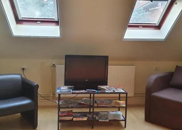 Ruttkai Vendeghaz * İstolni Belgrad